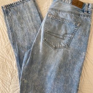 American eagle distressed jeans
